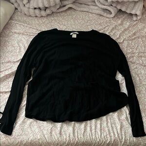 H&M Black Long Sleeve Sweatshirt